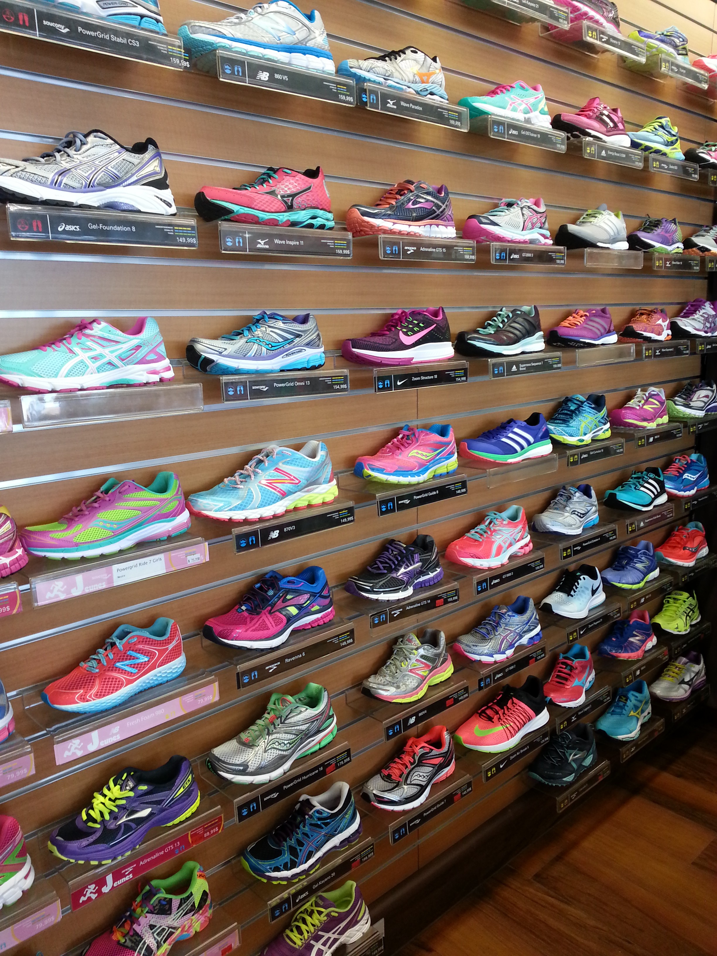 Boutique de clearance running